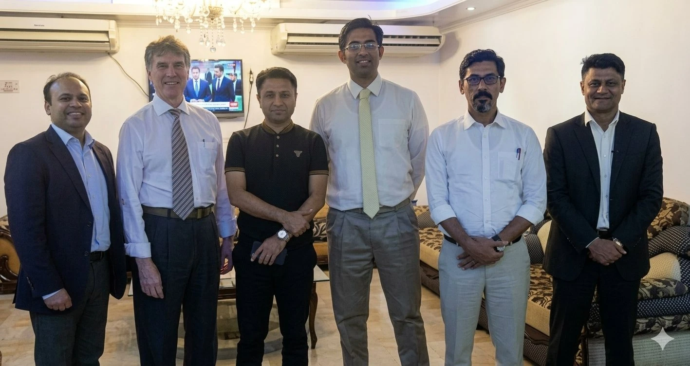 Multi-Hub Senior Delegation